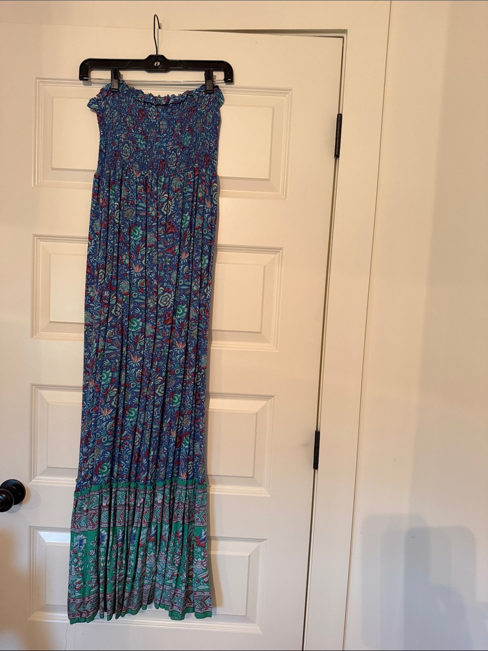 Akualani Blue and Teal Floral Strapless Maxi Skirt Dress - Small